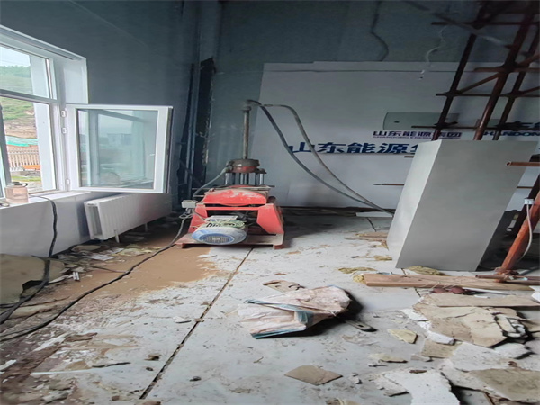 礼县地基基础下沉墙体裂缝加固注浆顶升施工